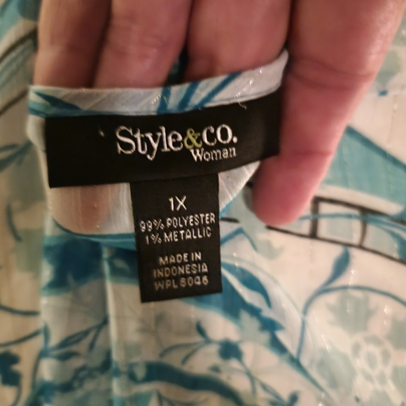 Top - Picture 6 of 6